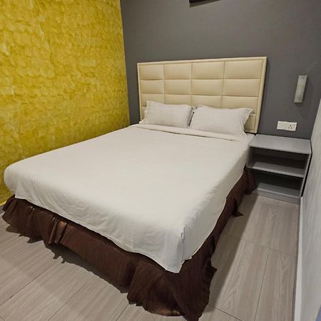 Fortune Hotel Johor Bahru Buitenkant foto